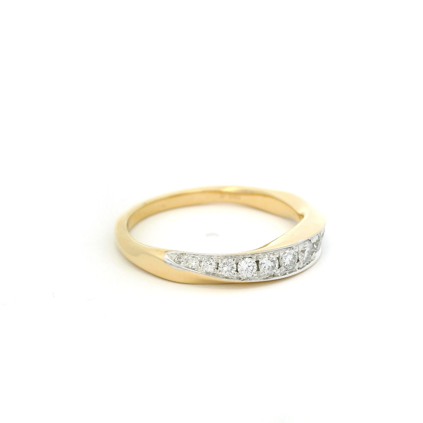 14kt Yellow Gold Pave Twisted Ring