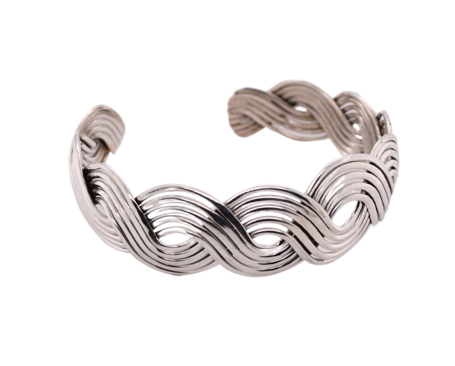 Intertwined Wavy Cuff