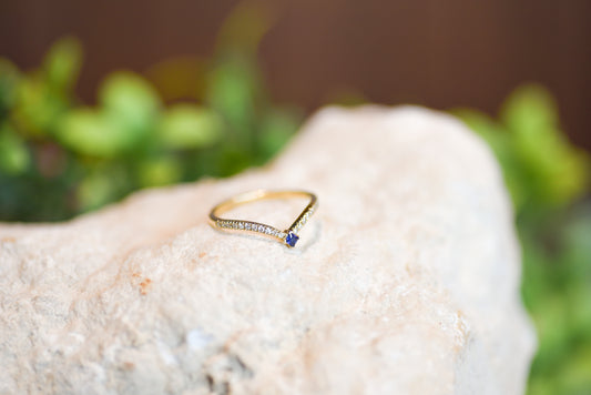 Blue Sapphire Diamond V Shape Band